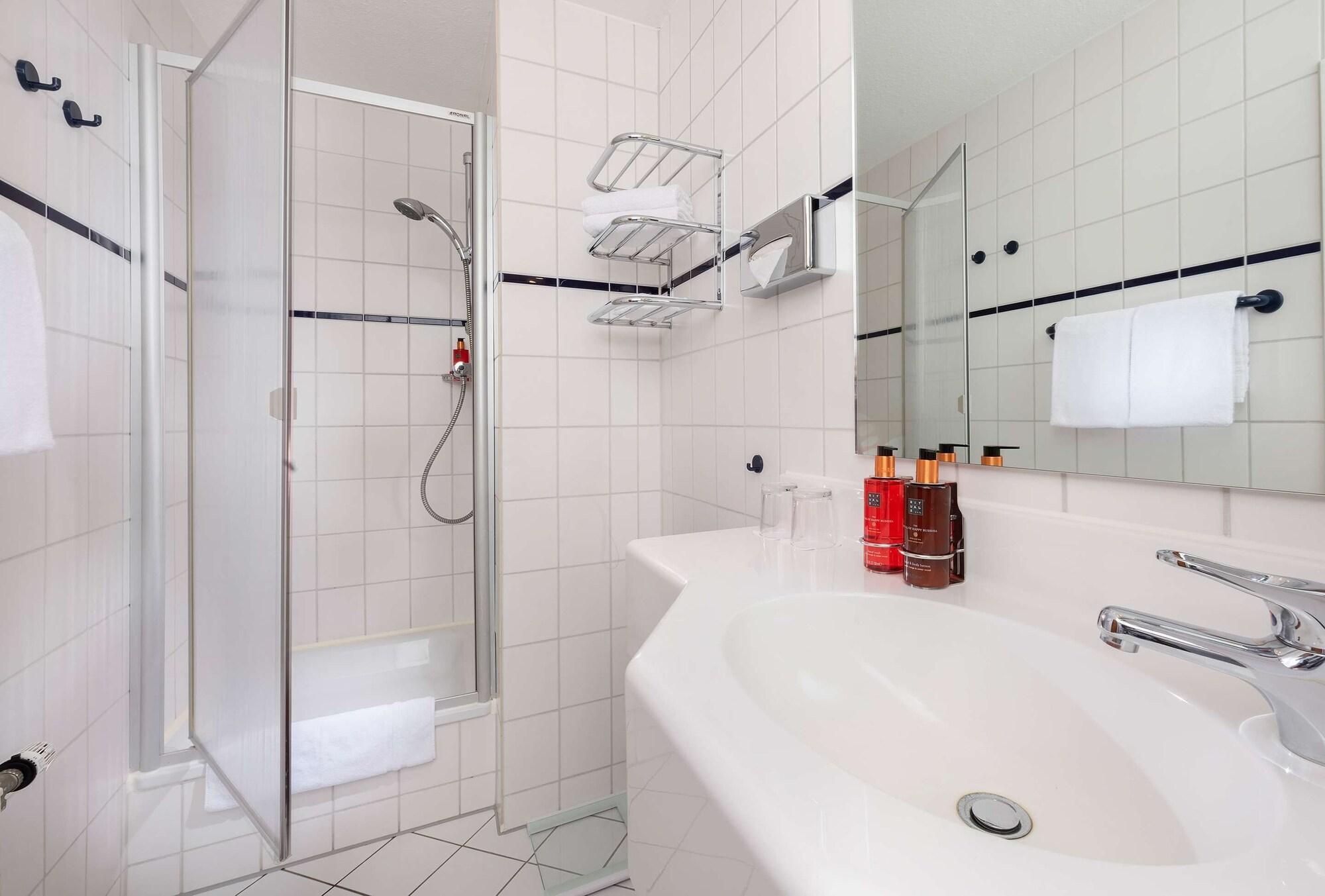 Essential By Dorint Essen Hotel Ngoại thất bức ảnh